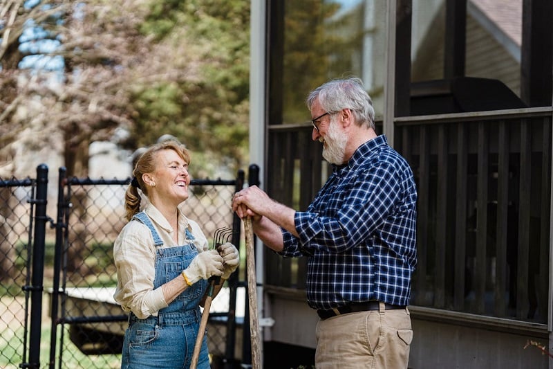 Stay Socially Active in Retirement with These Tips